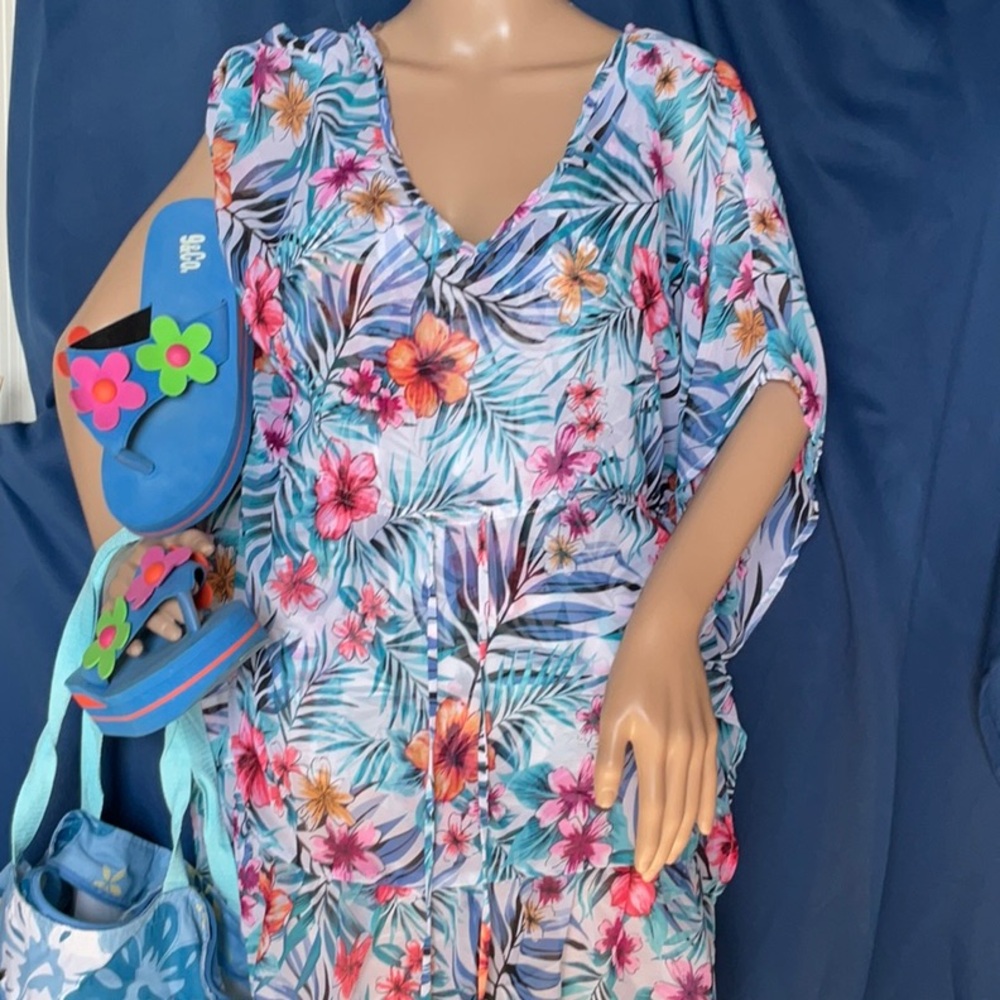 Tropical Floral One-Piece Swim in Multicolor